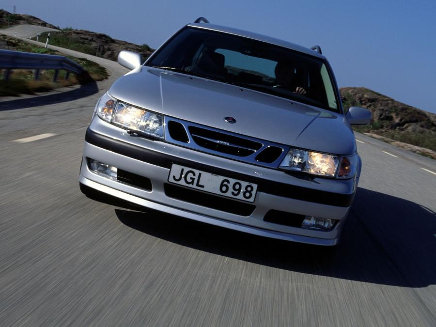  Saab 9-5 Aero Wagon 1999 года  (фото 13 из 33)